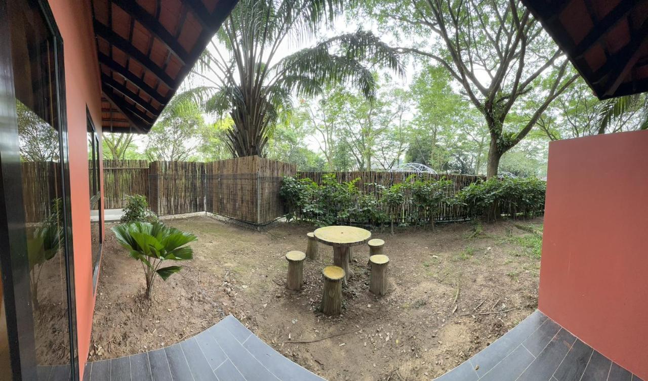 Kranji Sanctuary Resort Singapore Eksteriør billede